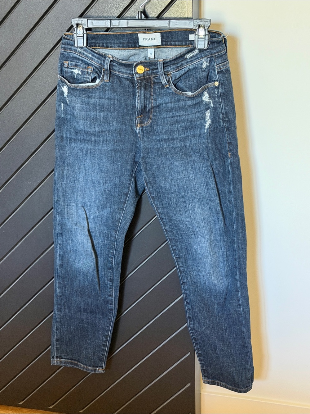 Frame Le garcon crop jeans. Size 25. Great condition!